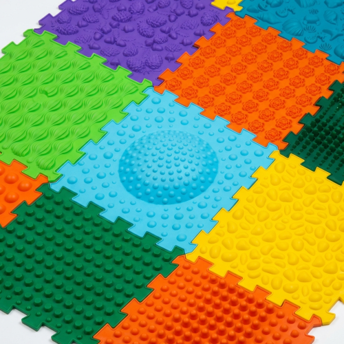Covoraș de masaj Ortek Mega Mix Puzzle-uri 12 elemente REÎNNOIT Fizioterapie pentru câini